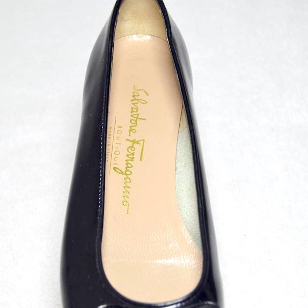 Ferragamo Black Shoestring Bow Patent Classic Ballerina Flat 🇮🇹 - Picture 6 of 8